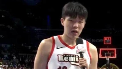 leyu部门-双联赛奔波+高原作战，杨瀚森笑谈：没事，噶不了